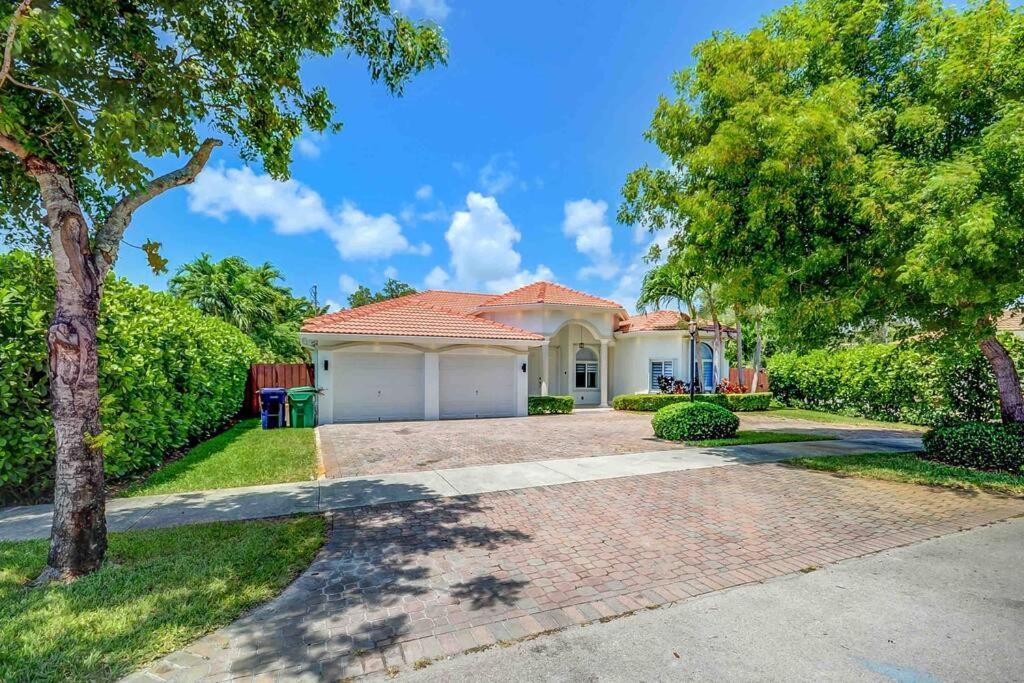 Miami 5Br Villa W Heated Pool, Games & Bbq L01 Cutler Bay Exteriér fotografie